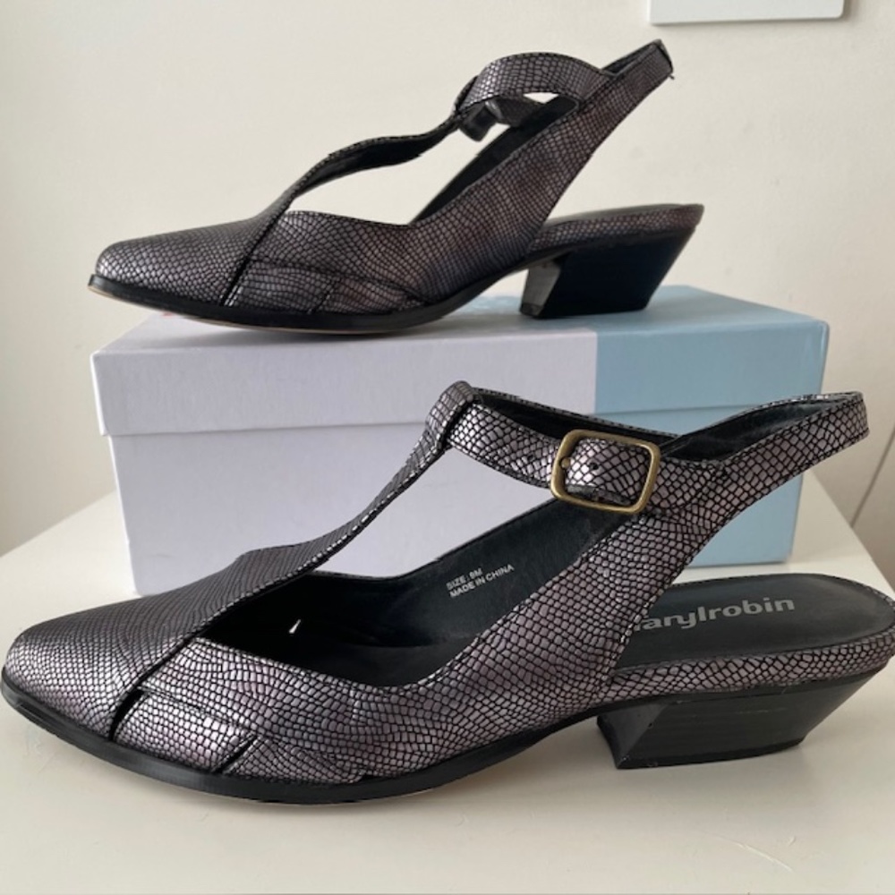 Faryl Robin Vixen t-strap